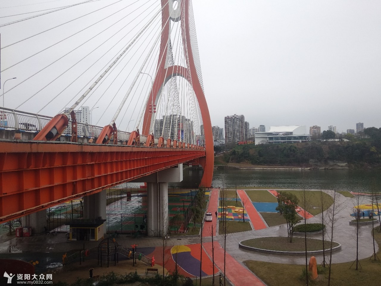 前两天到潼南拍了几张涪江大桥照片分享给大家.