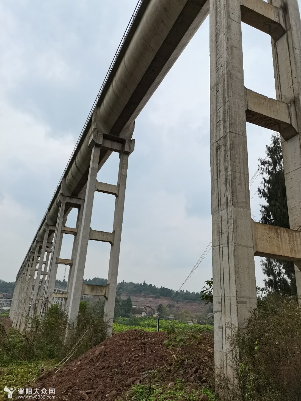 安岳县岳新乡壮观的渡槽,利在千秋的工程,给缺水的安岳带来福音