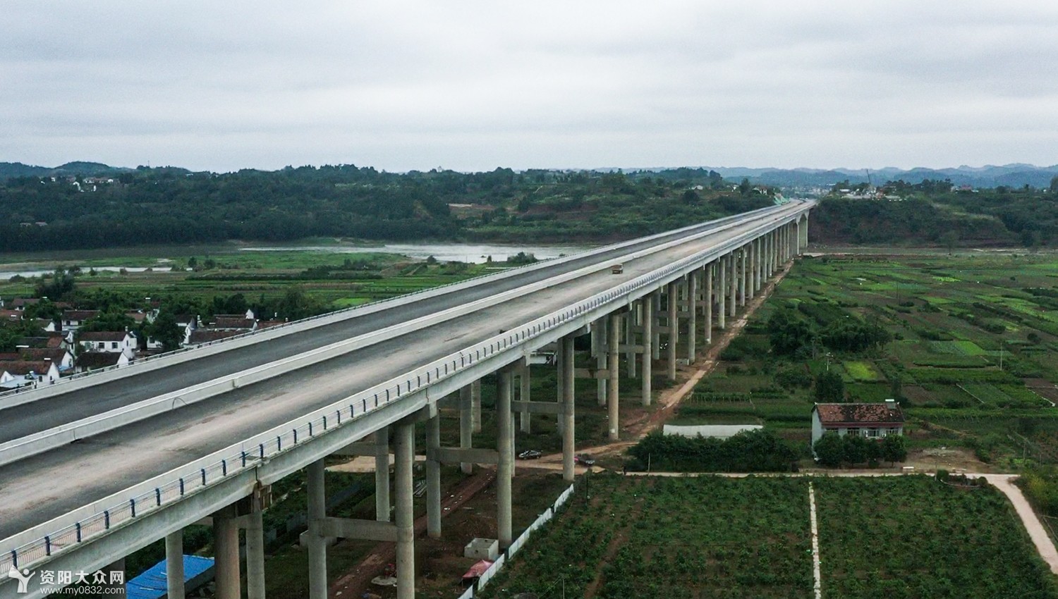 成资渝高速通车时间定了!明天让我们一起见证.