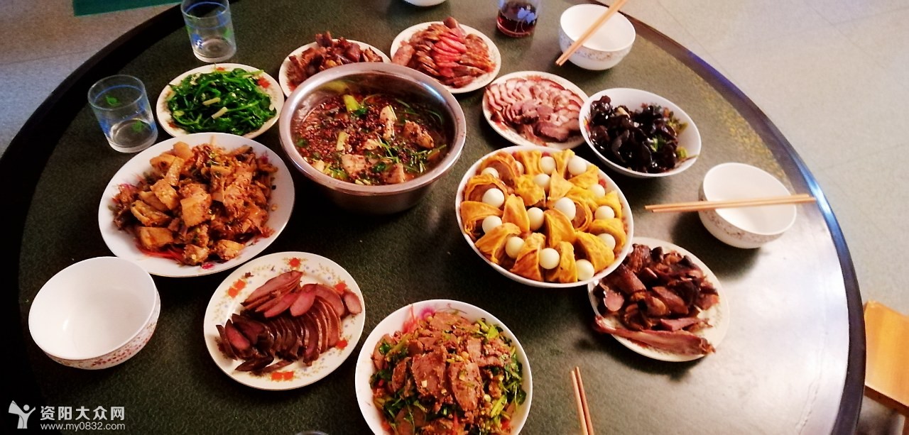 【网络中国年】一桌佳肴年味浓,阖家欢聚过大年!(文/图/视频)