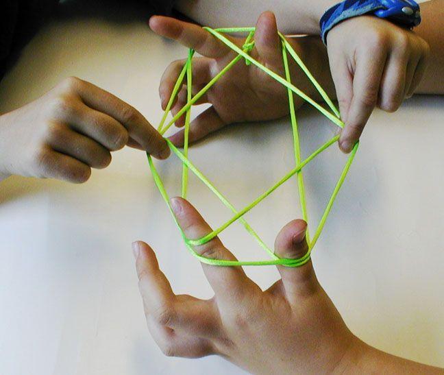 1回忆杀来袭!】 你还记得童年玩过的那些游戏吗?弹珠,花绳.