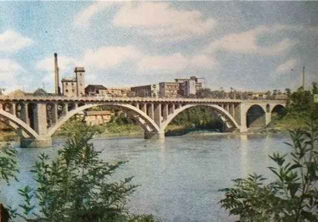 1990年的资阳老照片你看过吗?那个时候还叫阳县